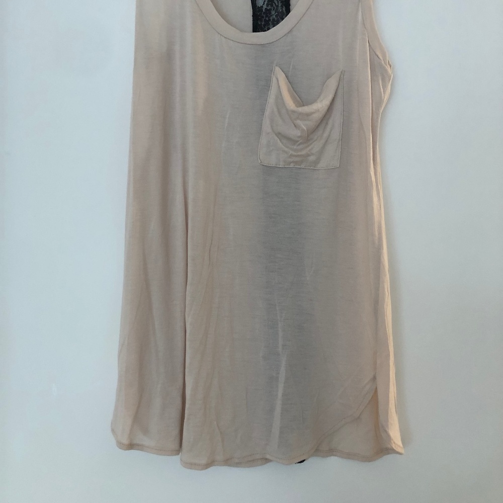 Aqua Beige/Lace Sleeveless Shirt - Picture 2 of 3